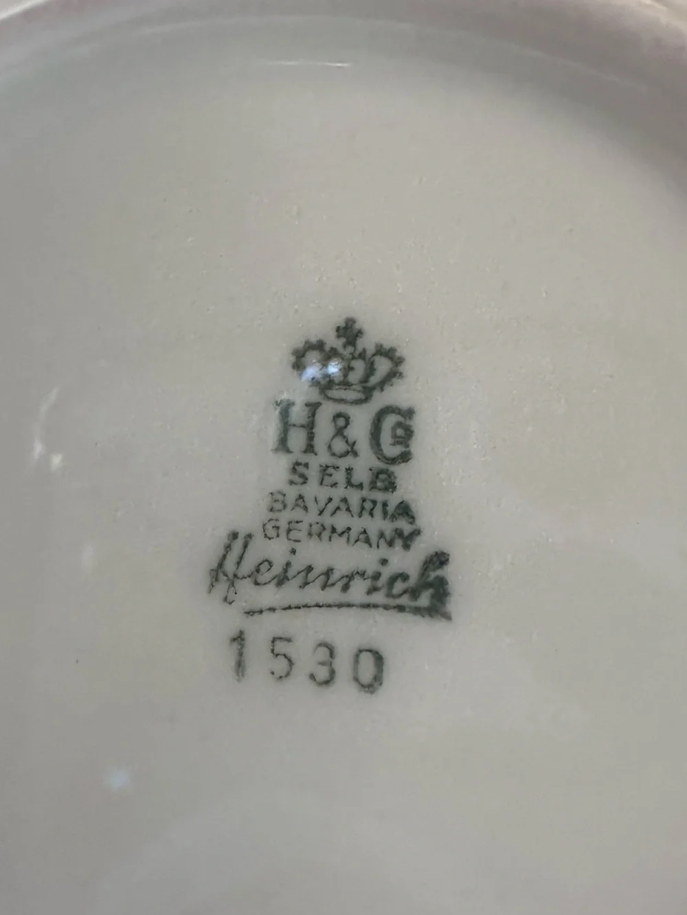 H & Co Selb Bavaria Germany Heinrich Metallic Gold & Green Porcelain Soap Dish.
